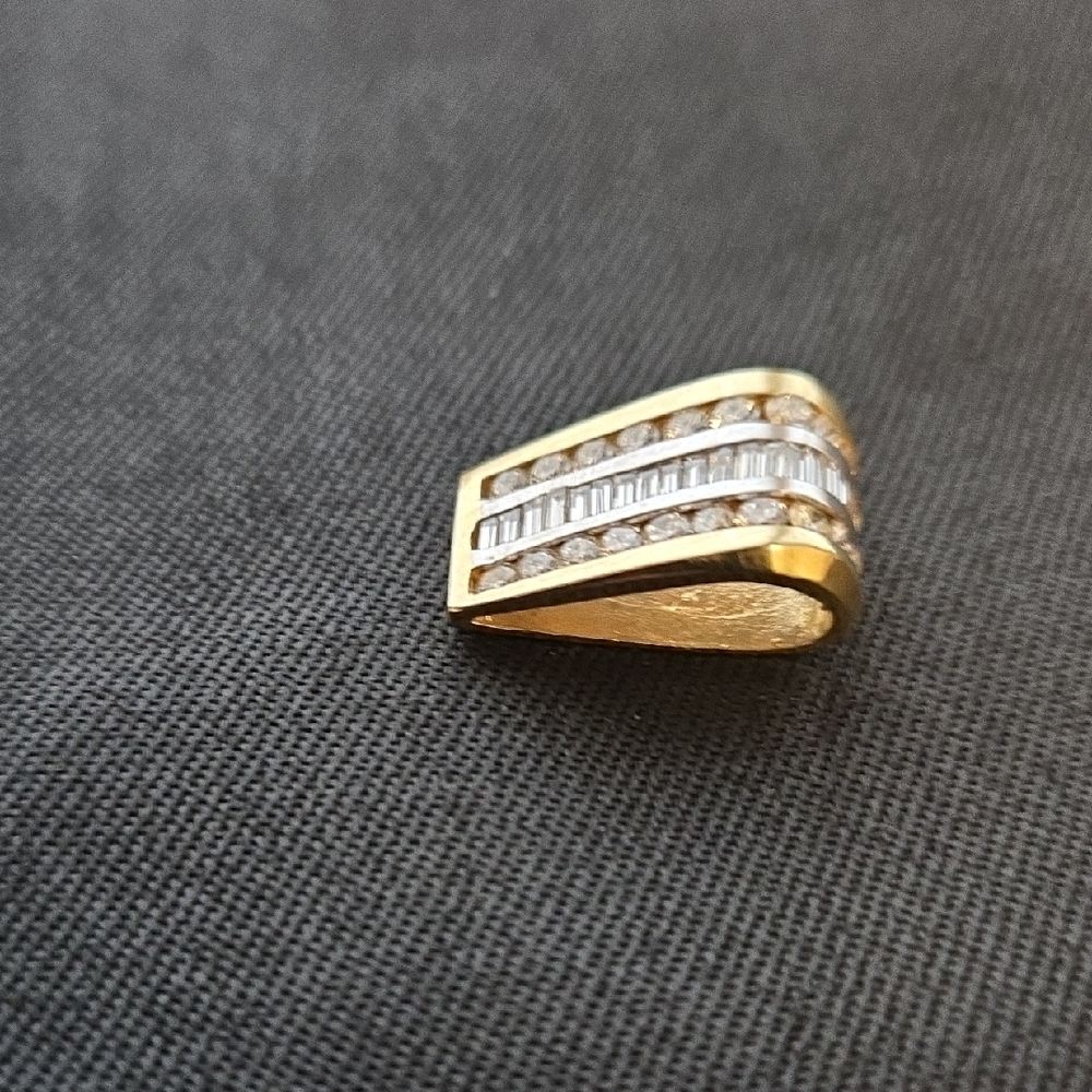 LADY'S VINTAGE 18K YELLOW GOLD NATURAL DIAMOND SLIDE ENHANCER PENDANT - Picture 8 of 15